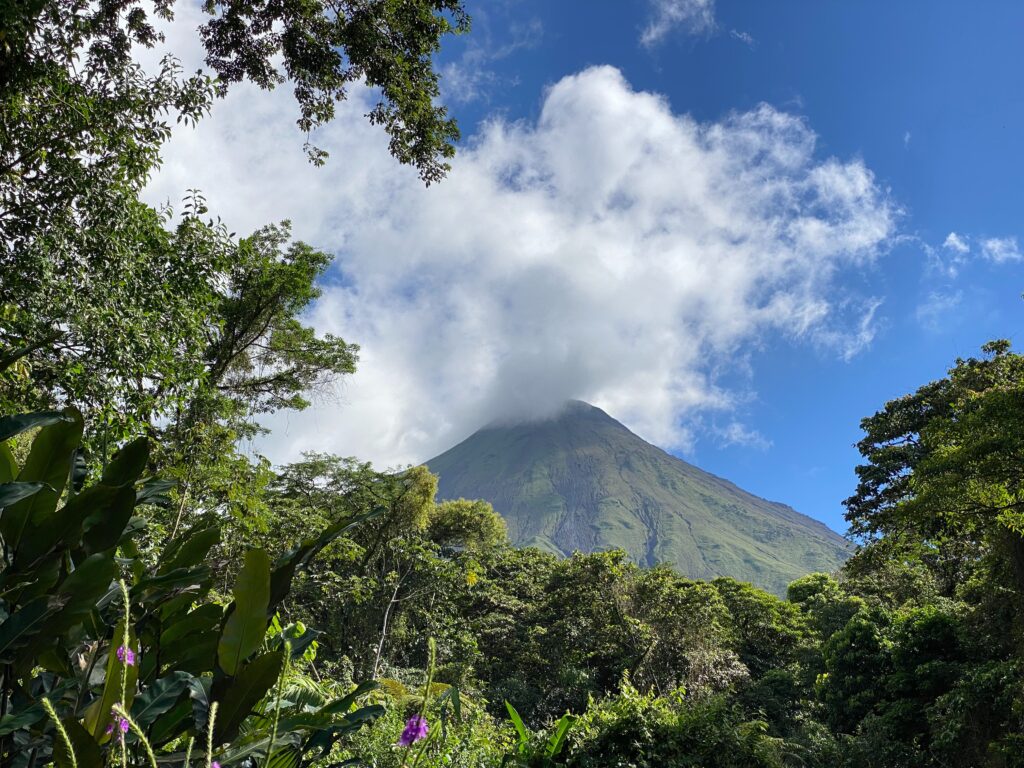 when is the best time to visit Costa Rica